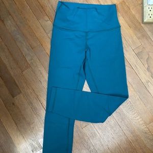 Lululemon crops worn once!